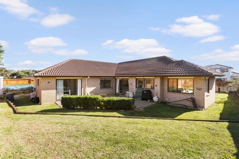 Photo of property in 4 Raphoe Road, Flat Bush, Auckland, 2019