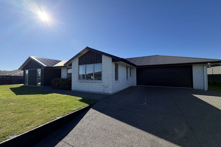 Photo of property in 3 Shea Lane, Pyes Pa, Tauranga, 3112