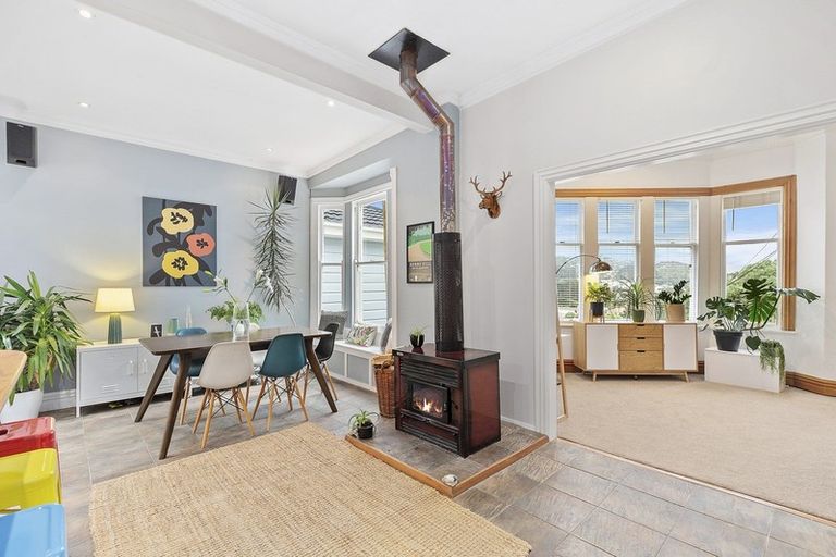 Photo of property in 10 Jackson Street, Island Bay, Wellington, 6023