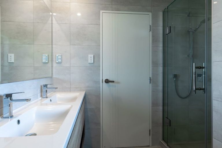 Photo of property in 46c Willerton Avenue, New Lynn, Auckland, 0600