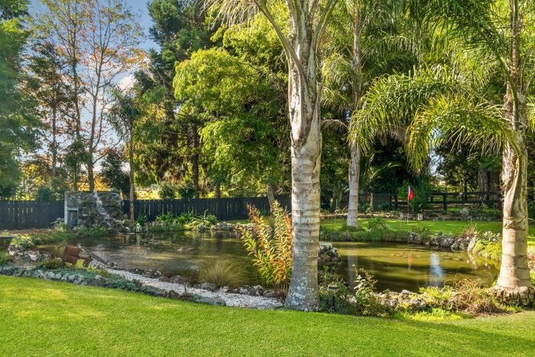 Photo of property in 89 Burnside Road, Ardmore, Papakura, 2582