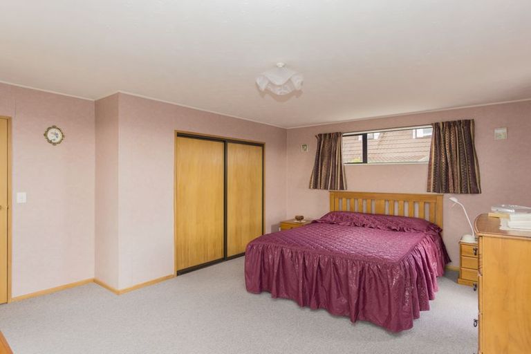 Photo of property in 17 Leven Street, South Hill, Oamaru, 9400