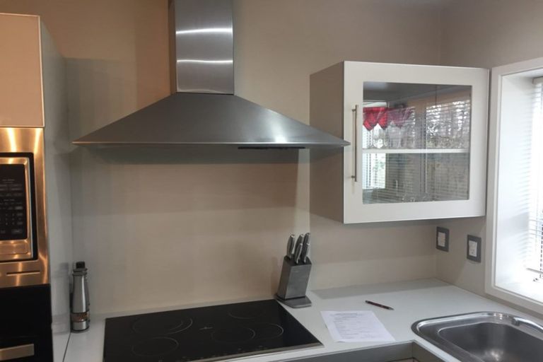 Photo of property in 24 Shirley Road, Shirley, Christchurch, 8013