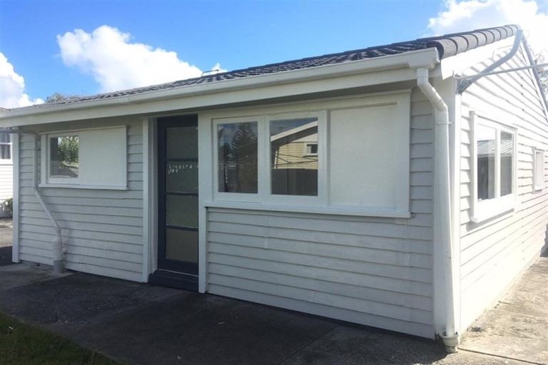 Photo of property in 13 Tairere Crescent, Rosehill, Papakura, 2113