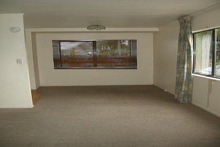 Photo of property in 2/6 Esperanto Road, Papatoetoe, Auckland, 2025