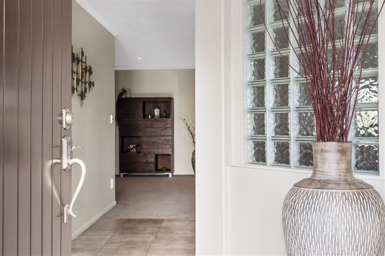 Photo of property in 31 Bucklands Crescent, Papamoa Beach, Papamoa, 3118