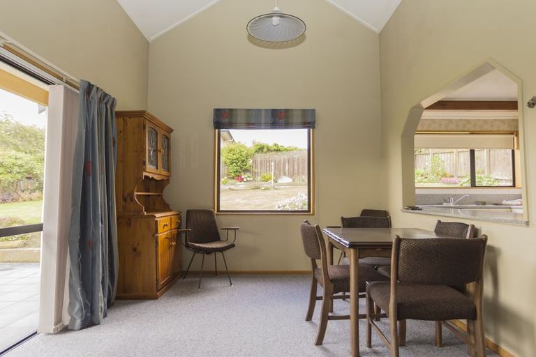 Photo of property in 17 Leven Street, South Hill, Oamaru, 9400