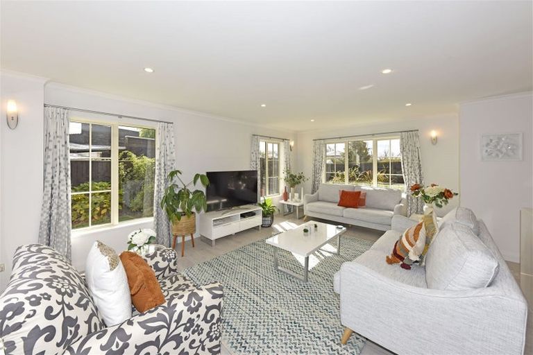 Photo of property in 9 Strathmore Gardens, Burwood, Christchurch, 8061