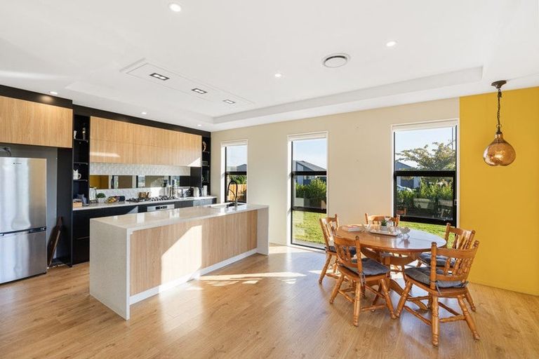 Photo of property in 24 Bill Harvey Drive, Halswell, Christchurch, 8025