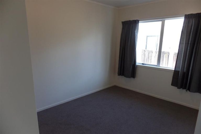 Photo of property in 2/55 Palmers Road, Clendon Park, Auckland, 2103