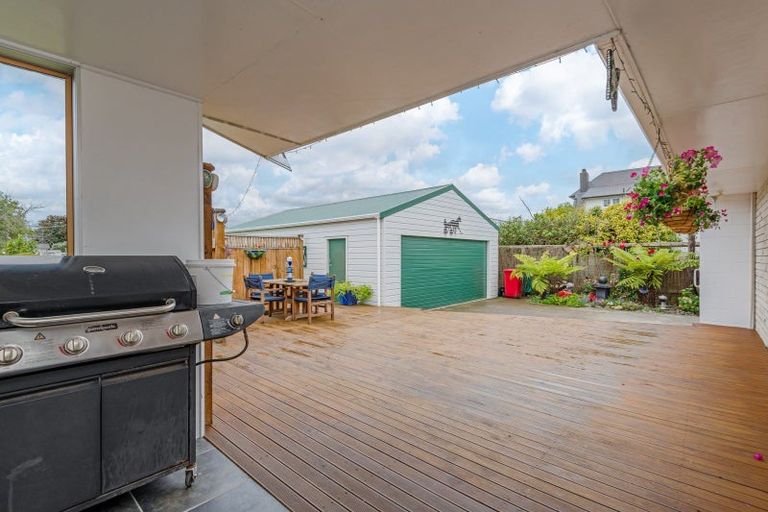 Photo of property in 10 Victoria Street, Pahiatua, 4910