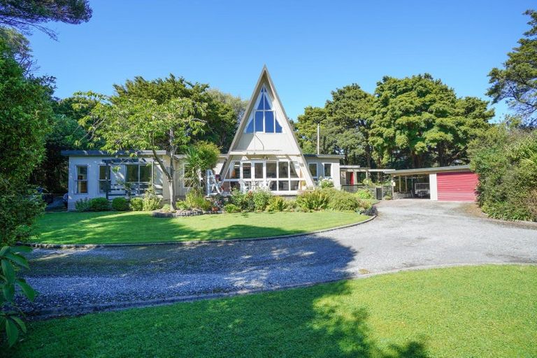 Photo of property in 30 Rakiura Parade, Otatara, Invercargill, 9879