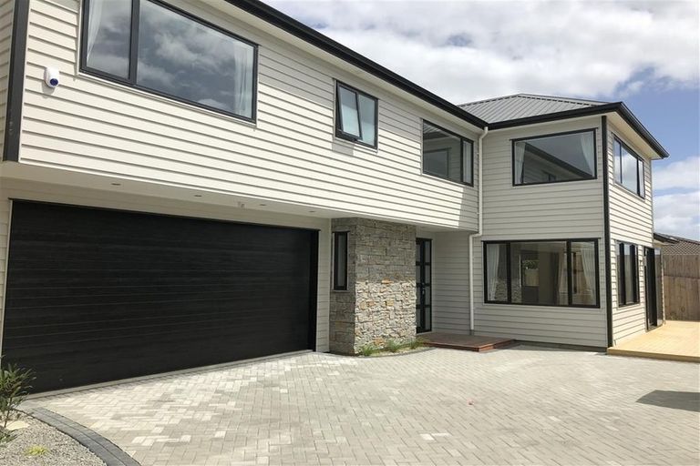 Photo of property in 750a East Coast Road, Pinehill, Auckland, 0630