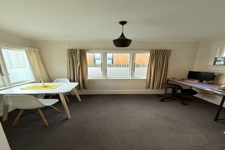 Photo of property in 1/12 Hewitts Road, Merivale, Christchurch, 8014