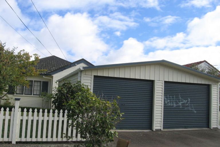 Photo of property in 36 Bentinck Avenue, Strathmore Park, Wellington, 6022