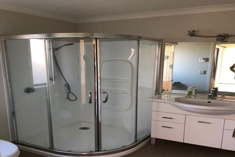 Photo of property in 209 Schnapper Rock Road, Schnapper Rock, Auckland, 0632