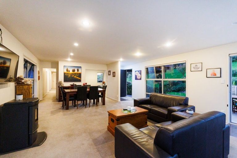 Photo of property in 100 Greer Court, Bunnythorpe, Palmerston North, 4481