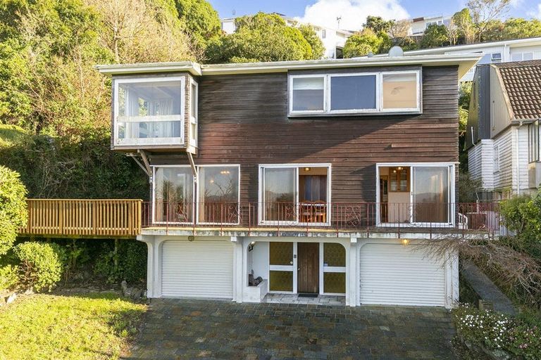 Photo of property in 48 Rama Crescent, Khandallah, Wellington, 6035