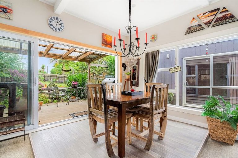 Photo of property in 125a King Street, Hikurangi, 0114