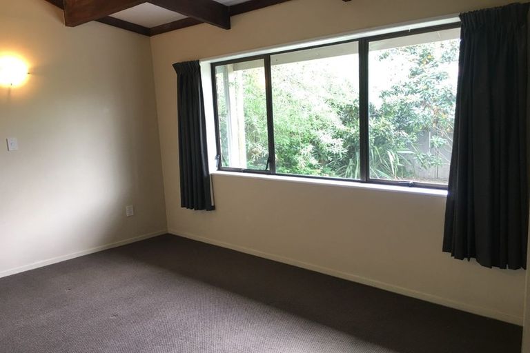 Photo of property in 17b Dover Road, St Andrews, Hamilton, 3200