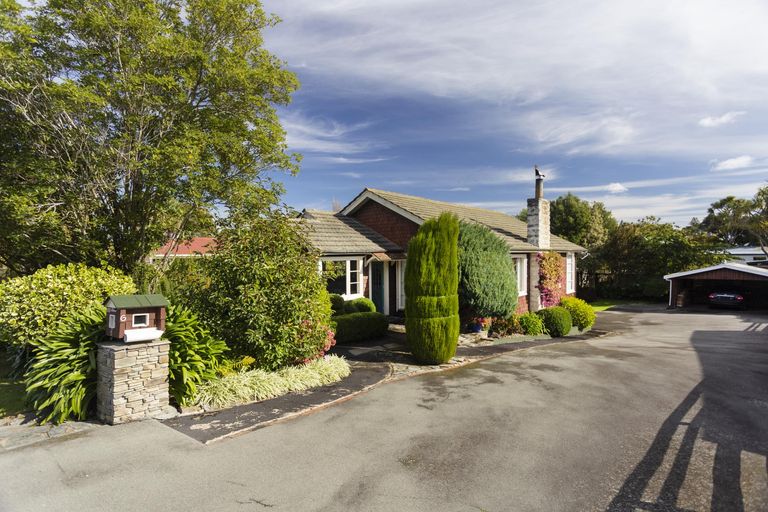 Photo of property in 6 Awamoa Road, Holmes Hill, Oamaru, 9401