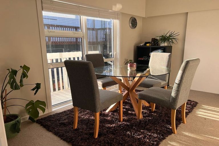 Photo of property in 53 Coronation Road, Hillcrest, Auckland, 0627