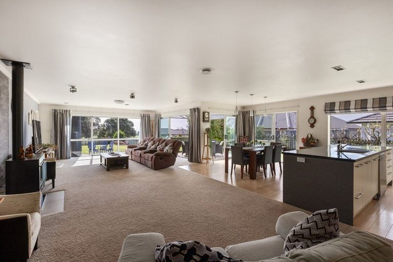 Photo of property in 9 Parkland Rise, Omokoroa, 3114