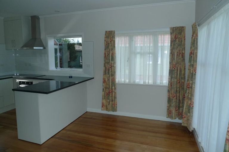 Photo of property in 3 Mcrae Road, Mount Wellington, Auckland, 1060