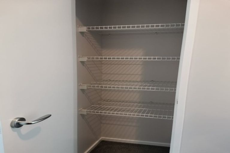 Photo of property in Miramar Villas, 5/3 Byron Street, Miramar, Wellington, 6022