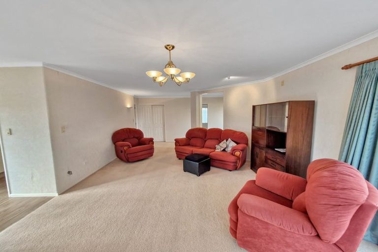 Photo of property in 69 Gravatt Road, Papamoa Beach, Papamoa, 3118