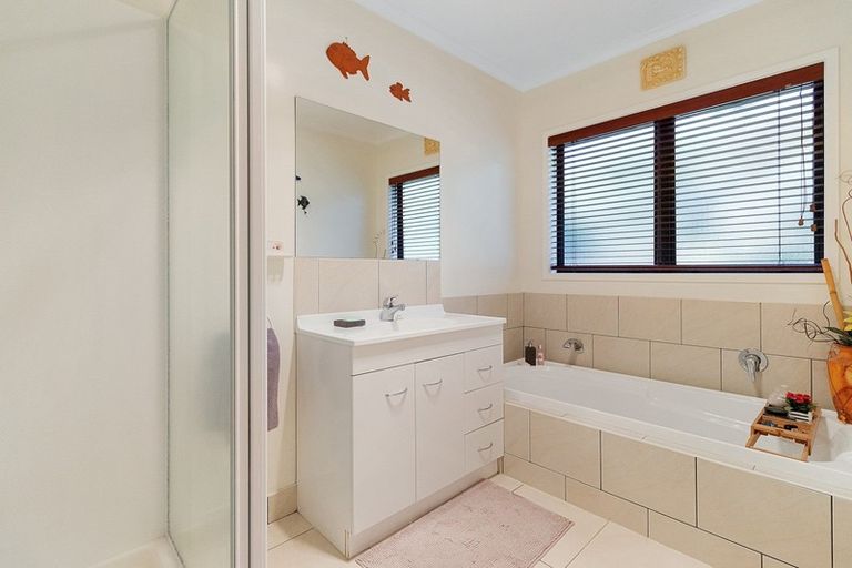 Photo of property in 94 Koutunui Road, Athenree, Katikati, 3177