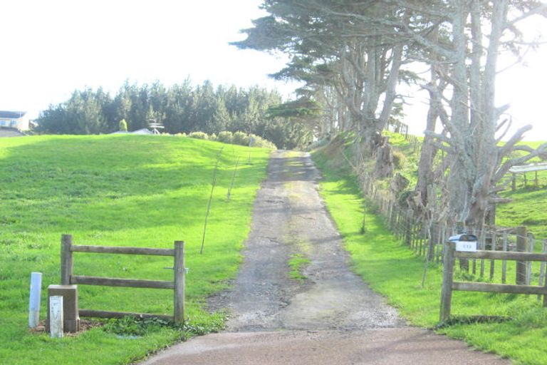 Photo of property in 112 Polo Prince Drive, Alfriston, Auckland, 2105