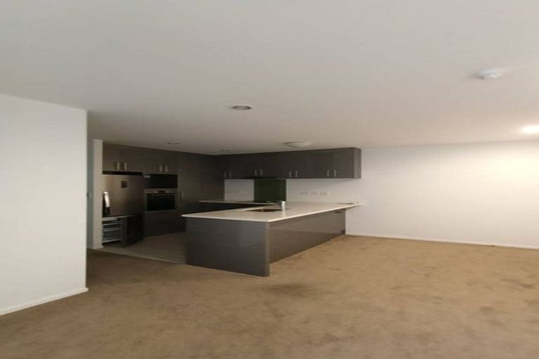 Photo of property in Apollo Apartments, 10/46g Rosedale Road, Rosedale, Auckland, 0632