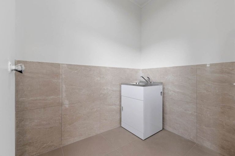 Photo of property in 1/58 Weymouth Road, Manurewa, Auckland, 2102