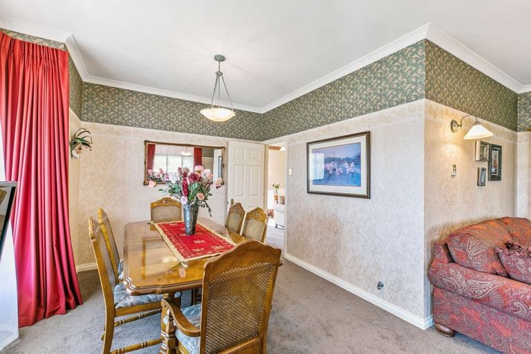 Photo of property in 1 Windermere Rise, Rototuna, Hamilton, 3210