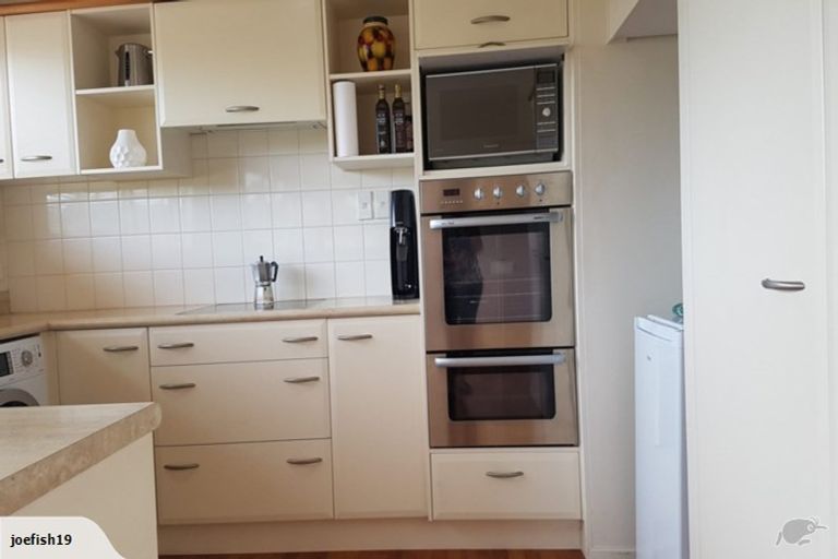 Photo of property in 190 Beach Road, Campbells Bay, Auckland, 0630