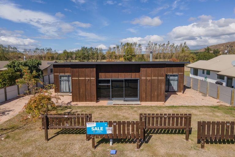 Photo of property in 41 Freyberg Avenue, Kurow, 9435