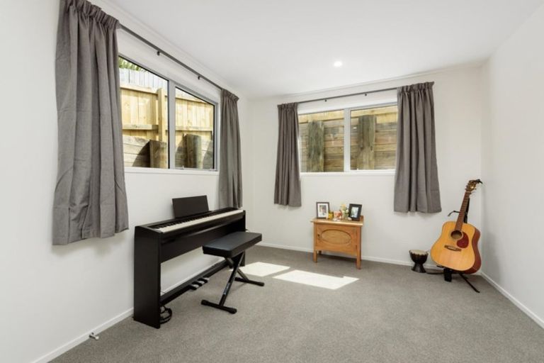Photo of property in 12 Southill Way, Pyes Pa, Tauranga, 3112