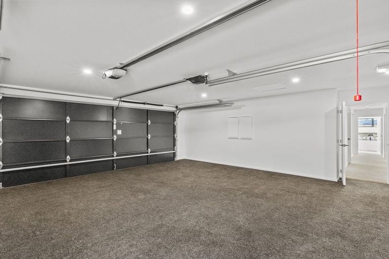 Photo of property in 16 Eccles Place, Halswell, Christchurch, 8025