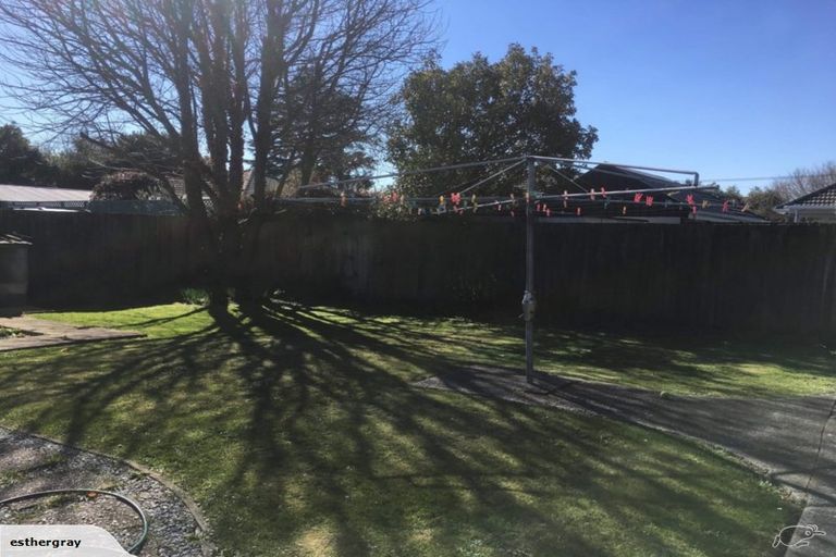 Photo of property in 2/366 Wairakei Road, Burnside, Christchurch, 8053