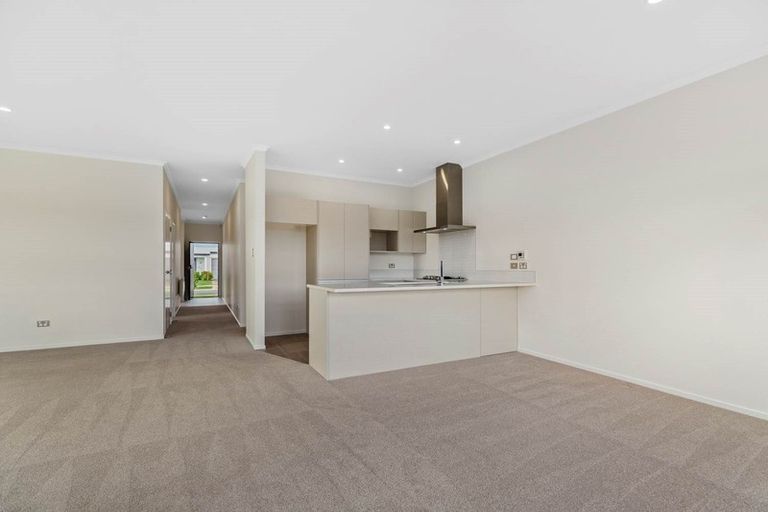 Photo of property in 24 Ara Kakara Avenue, Huapai, Kumeu, 0810