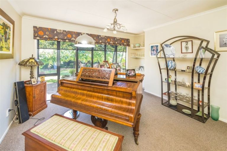 Photo of property in 54 College Street, College Estate, Whanganui, 4500