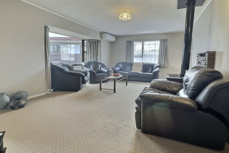 Photo of property in 6 Selkirk Street, Tamatea, Napier, 4112