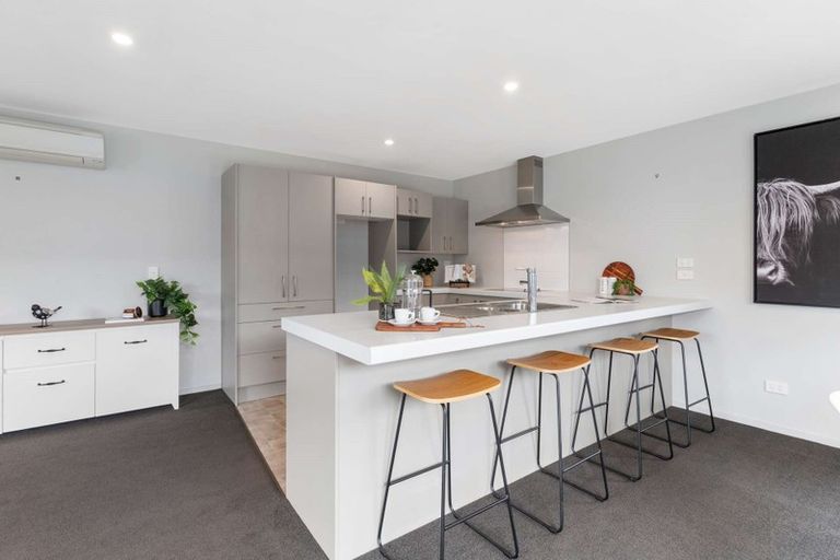 Photo of property in 16a Surrey Street, Linwood, Christchurch, 8062