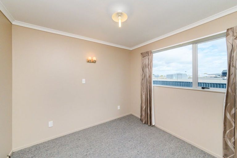 Photo of property in 44 Kaimanawa Street, Kelvin Grove, Palmerston North, 4414