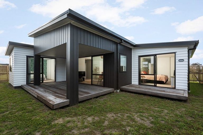 Photo of property in 5 Seafoam Place, Waihi Beach, 3611