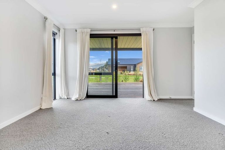 Photo of property in 24 Bragato Way, Cromwell, 9310