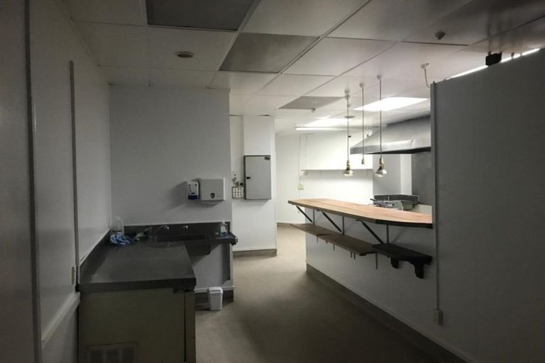 Photo of property in 161 Victoria Street, Cambridge, 3434