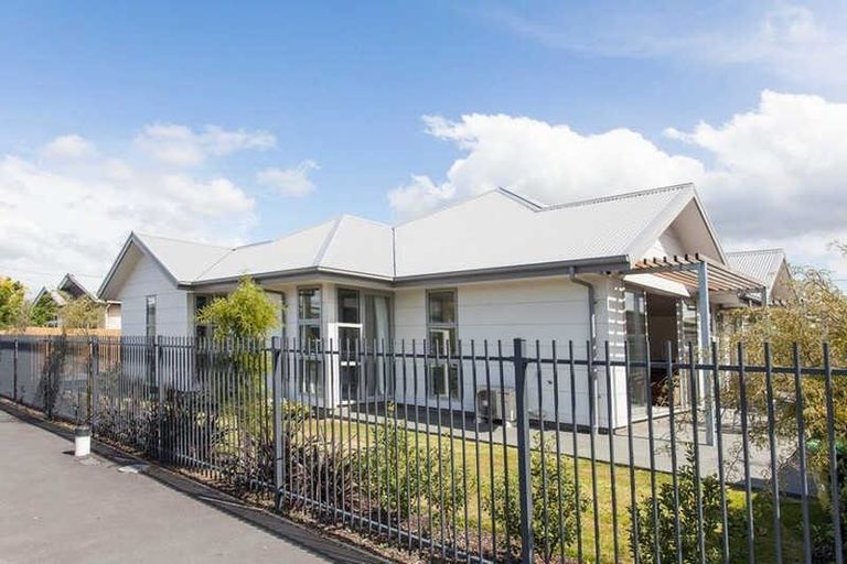 Photo of property in 11a Clarence Street South, Addington, Christchurch, 8024