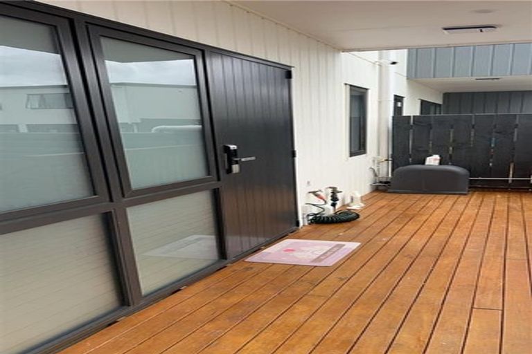 Photo of property in 5/6 Kereru Street, Henderson, Auckland, 0612